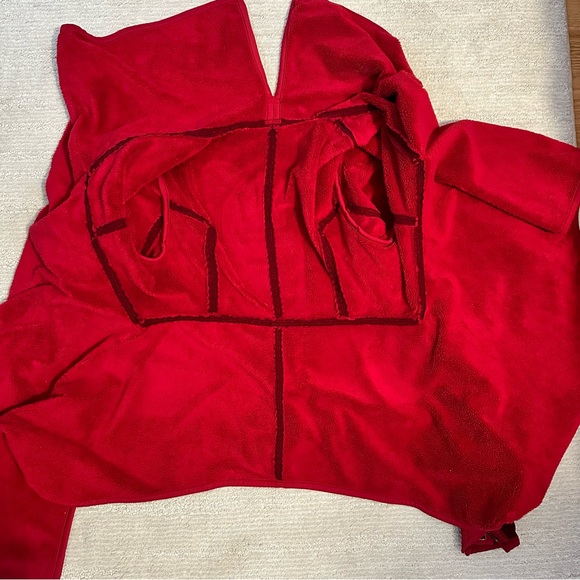 Lululemon Presence of Mind Jacket Cranberry - Picture 5 of 10